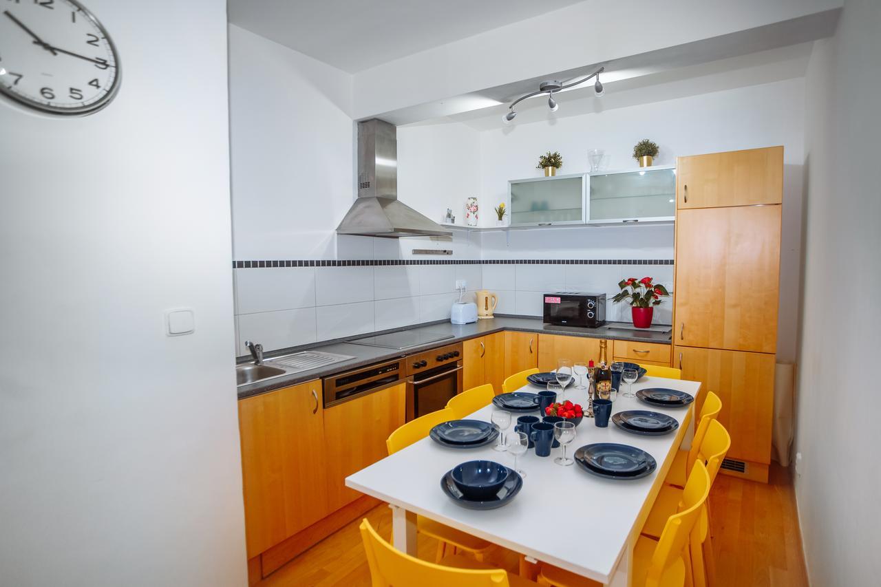 Beautiful Apartment In Central Residence Прага Екстериор снимка